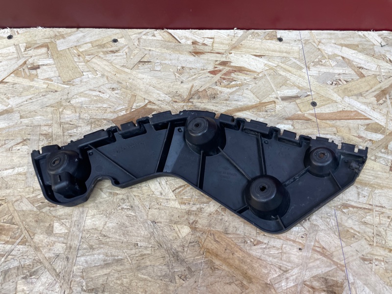 Кронштейн бампера