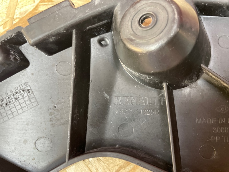 Кронштейн бампера