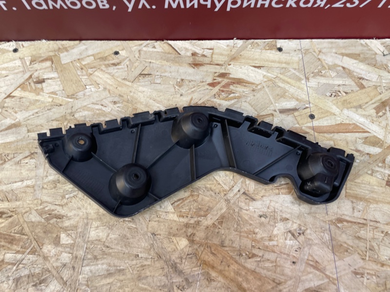 Кронштейн бампера