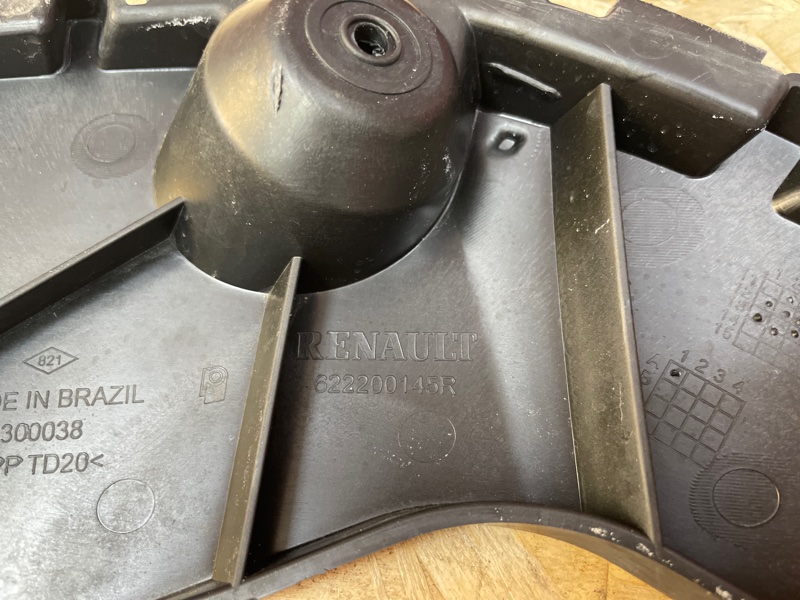 Кронштейн бампера