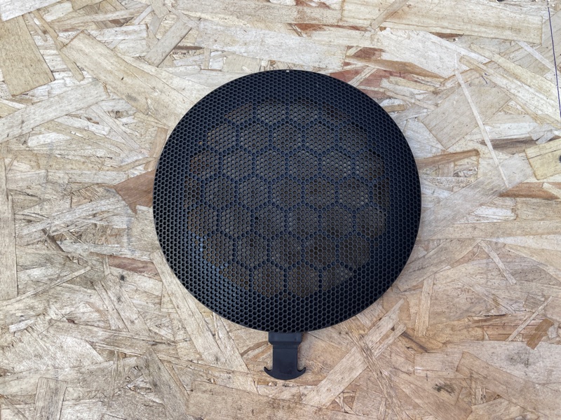 Крышка динамика