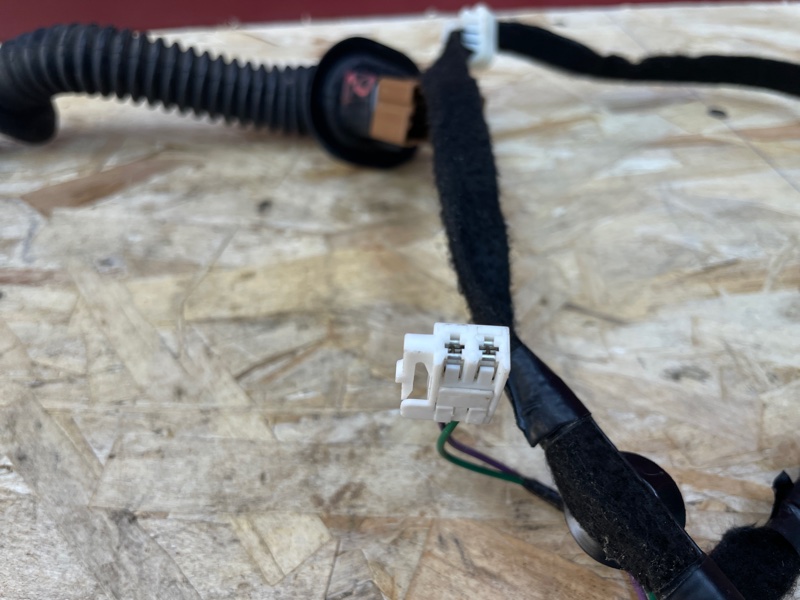 Проводка двери