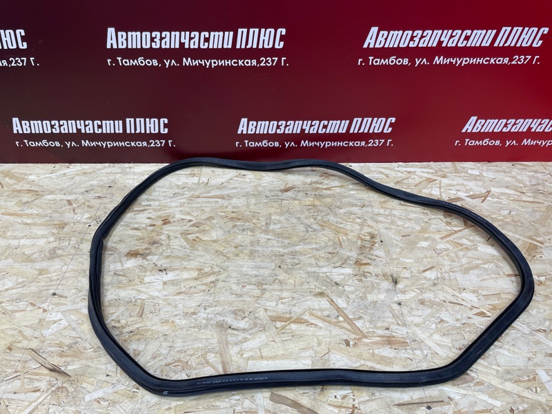 Уплотнитель двери