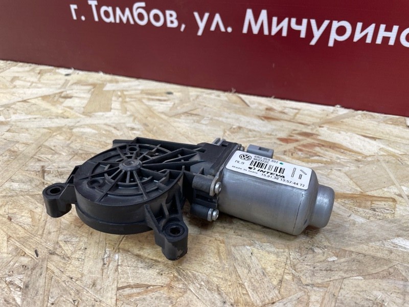 Мотор стеклоподъемника