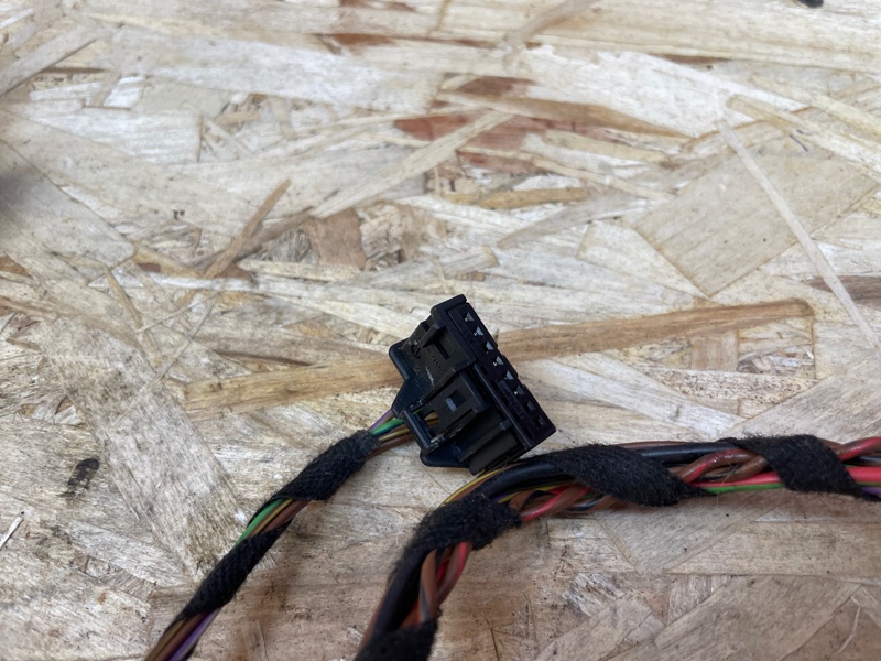 Проводка      двери