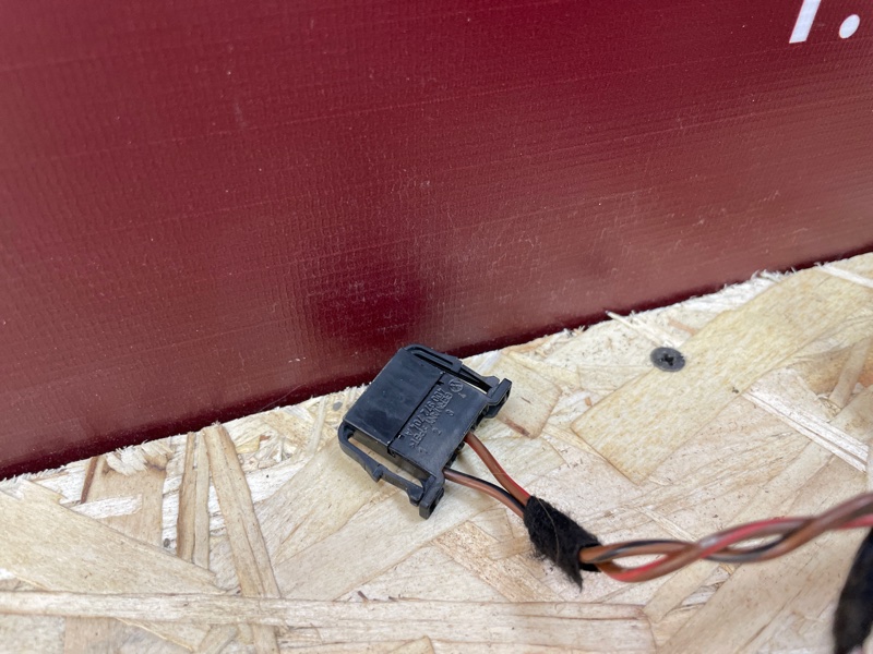 Проводка      двери