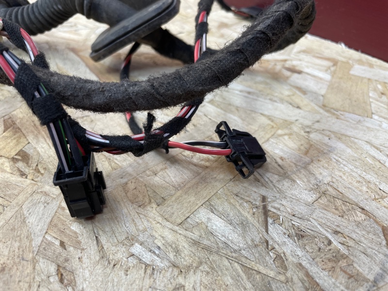 Проводка      двери