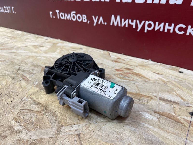 Мотор стеклоподъемника