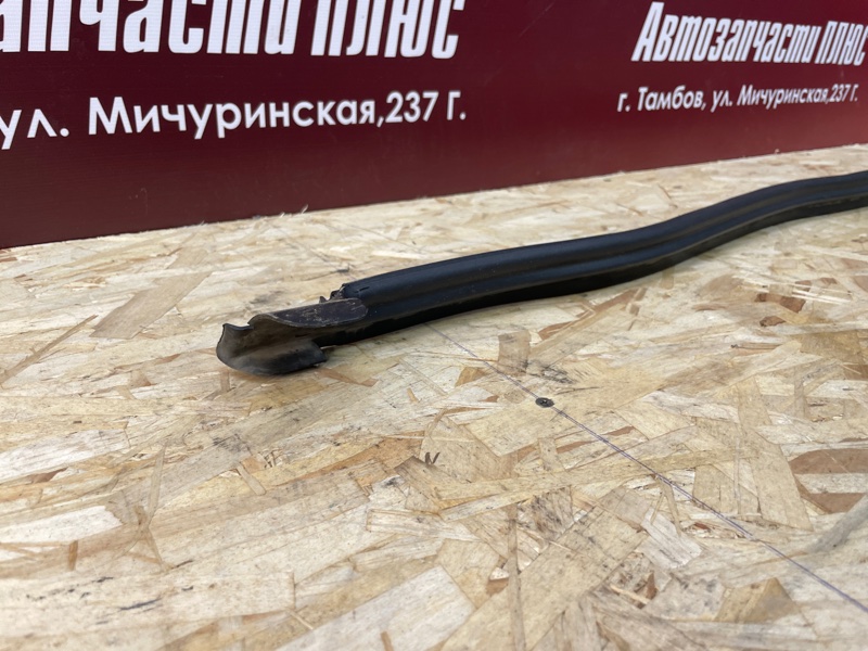 Уплотнитель жабо