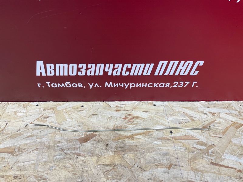 Тяга замка двери