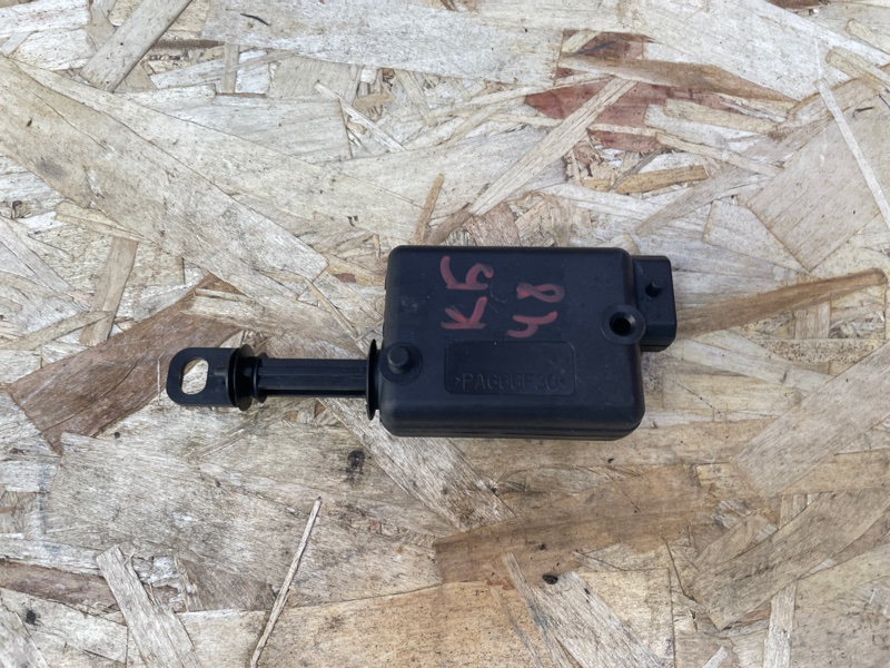 Привод замка багажника