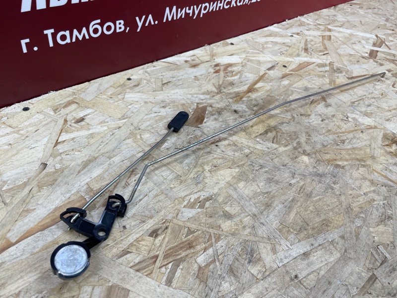 Тяга замка двери