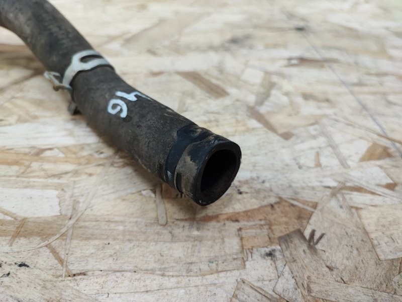 Патрубок отопителя