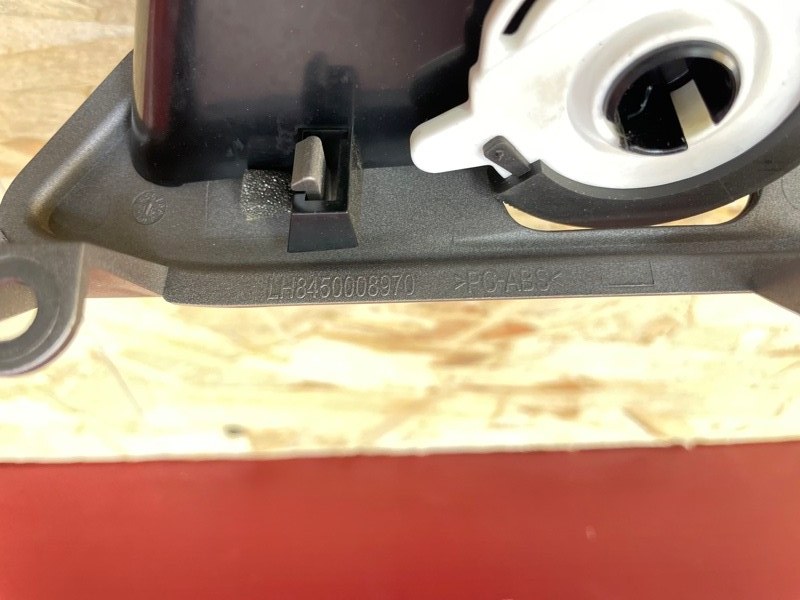 Воздушный дефлектор салона