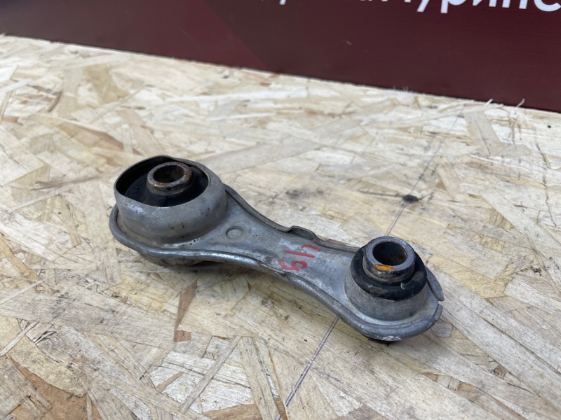 Опора двигателя