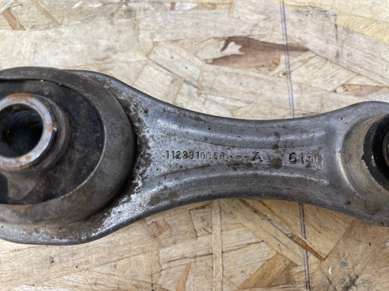 Опора двигателя