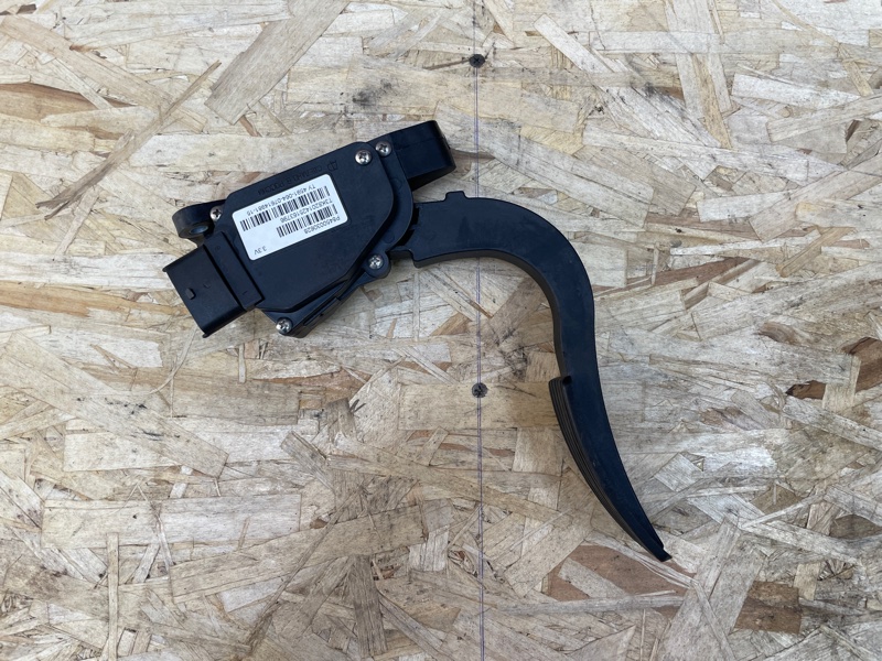 Педаль газа