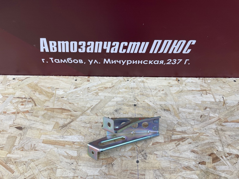 Кронштейн педали газа