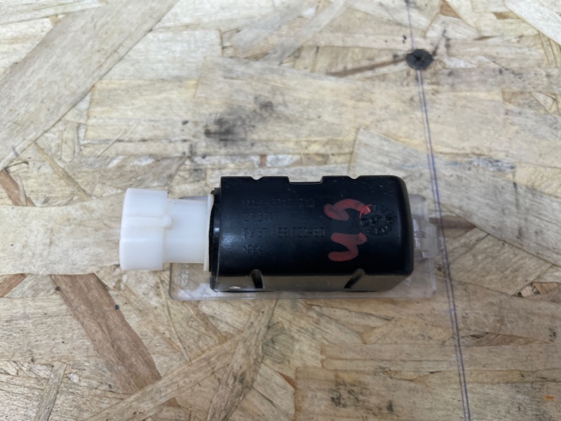 Плафон подсветки номера