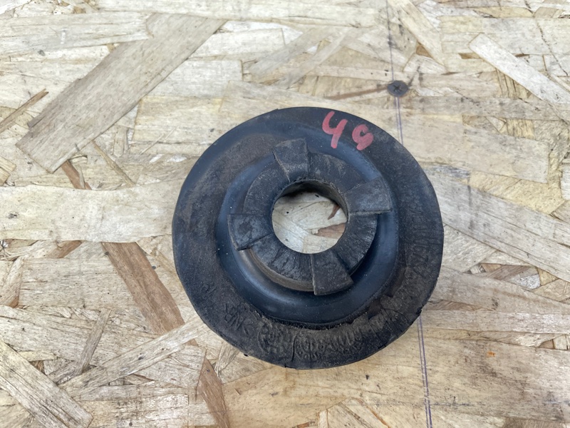 Верхняя опора    пружины