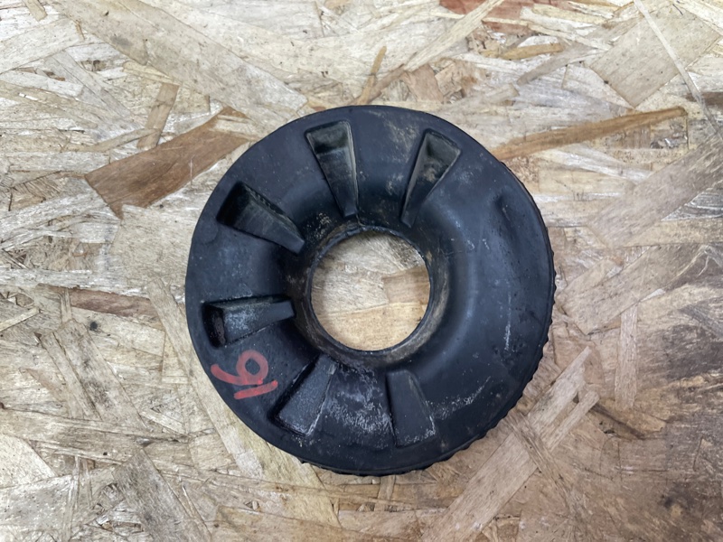 Верхняя опора    пружины