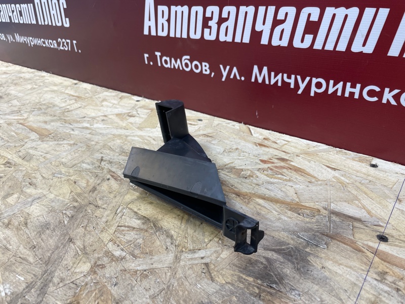 Дефлектор радиатора