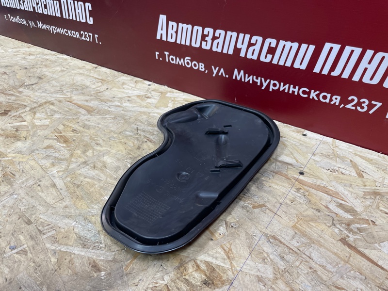 Заглушка двери