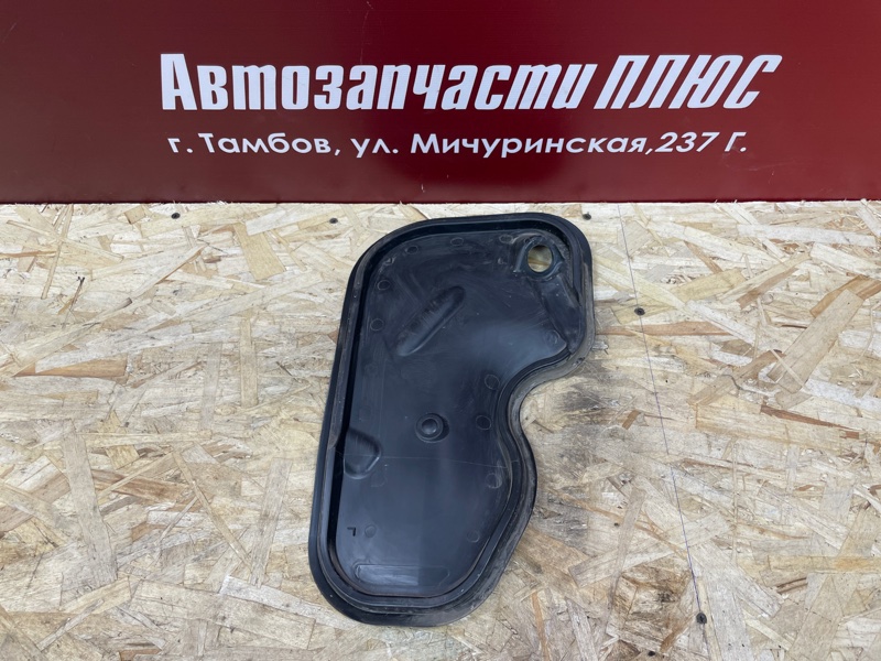 Заглушка двери