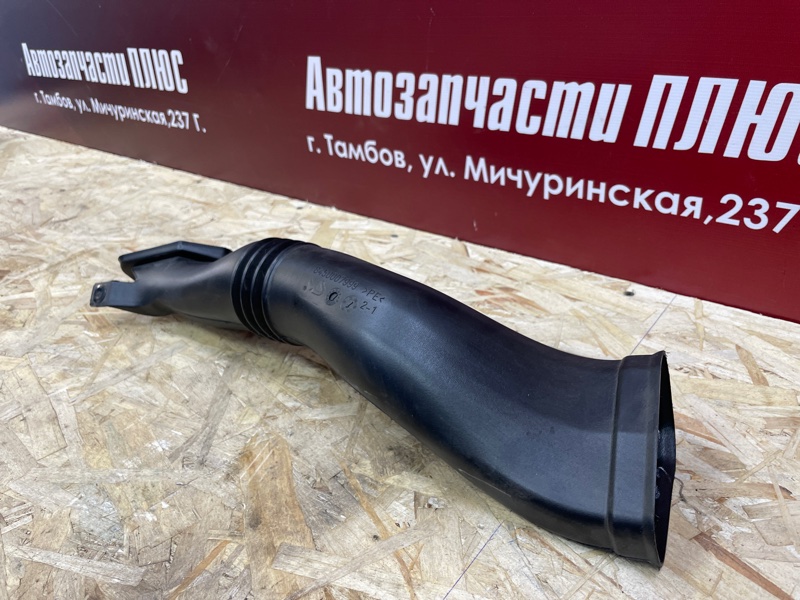 Воздуховод салона