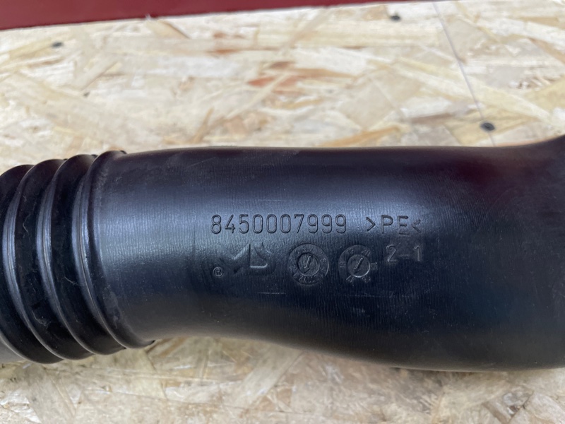 Воздуховод салона