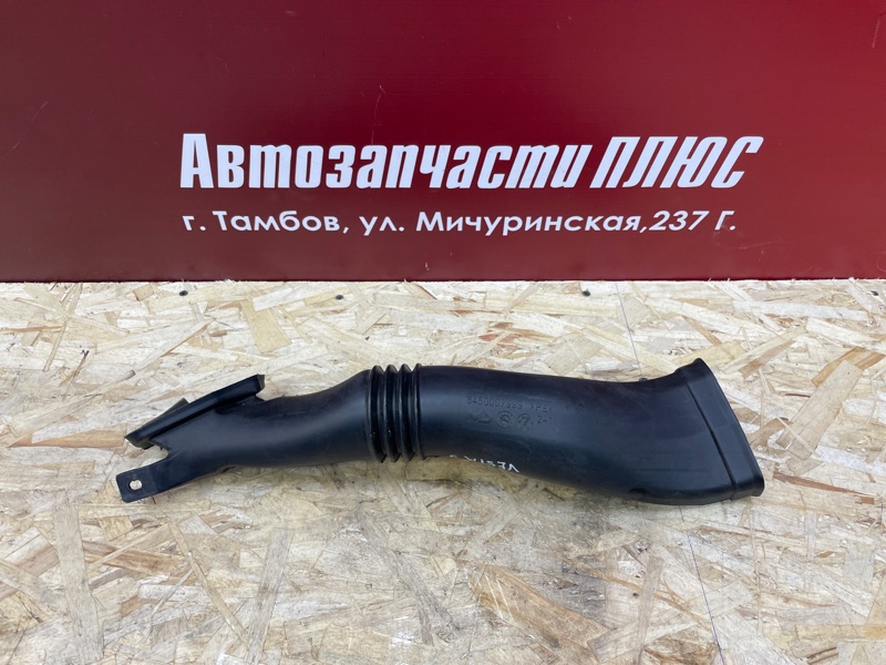 Воздуховод салона