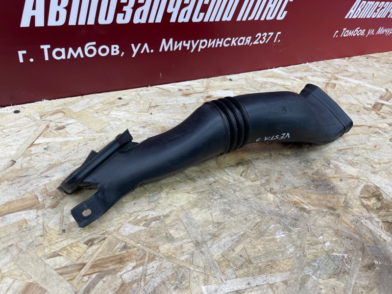 Воздуховод салона