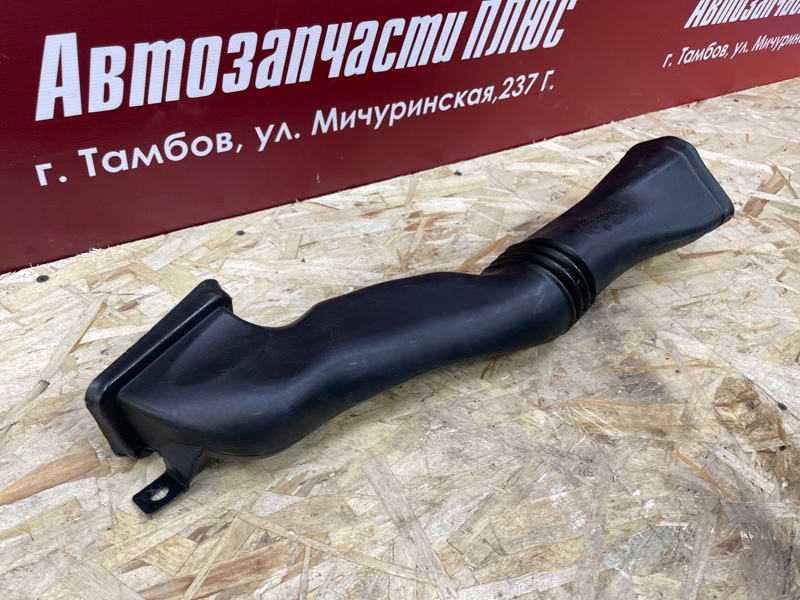 Воздуховод салона