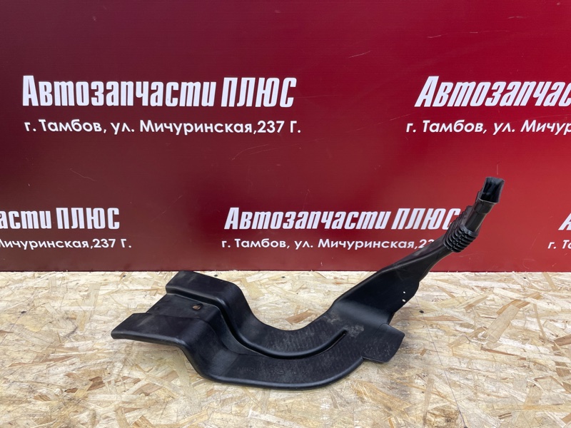 Воздуховод салона