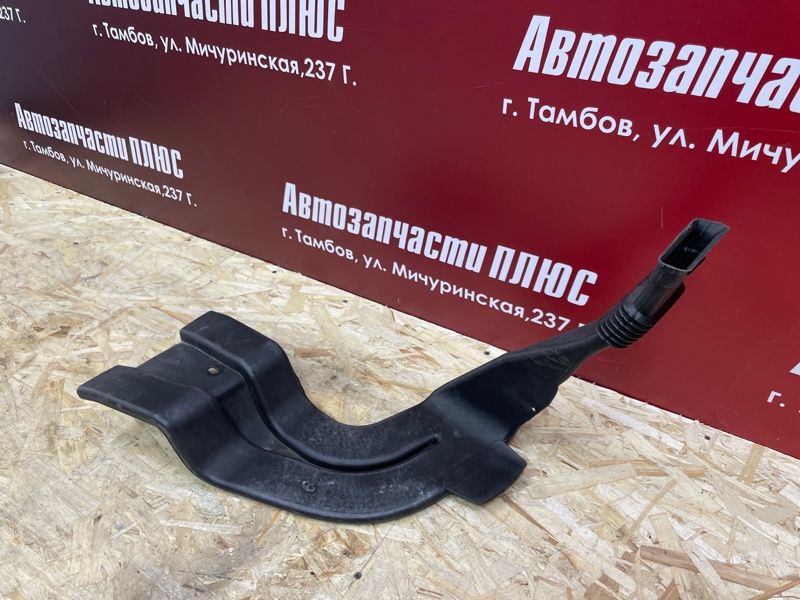 Воздуховод салона