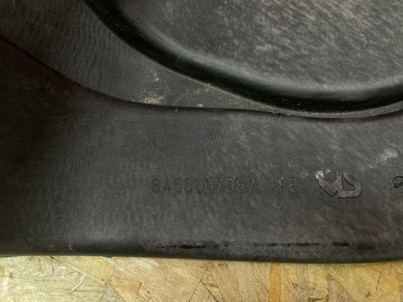 Воздуховод салона