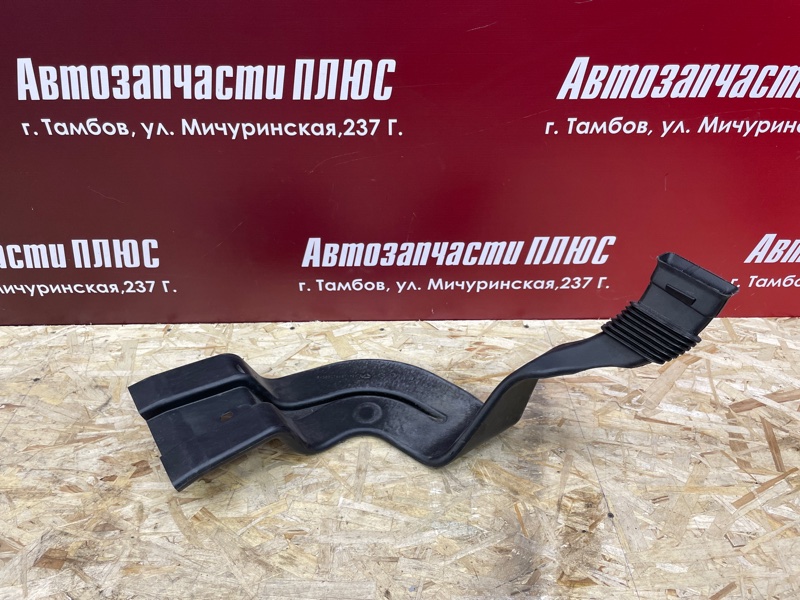 Воздуховод салона