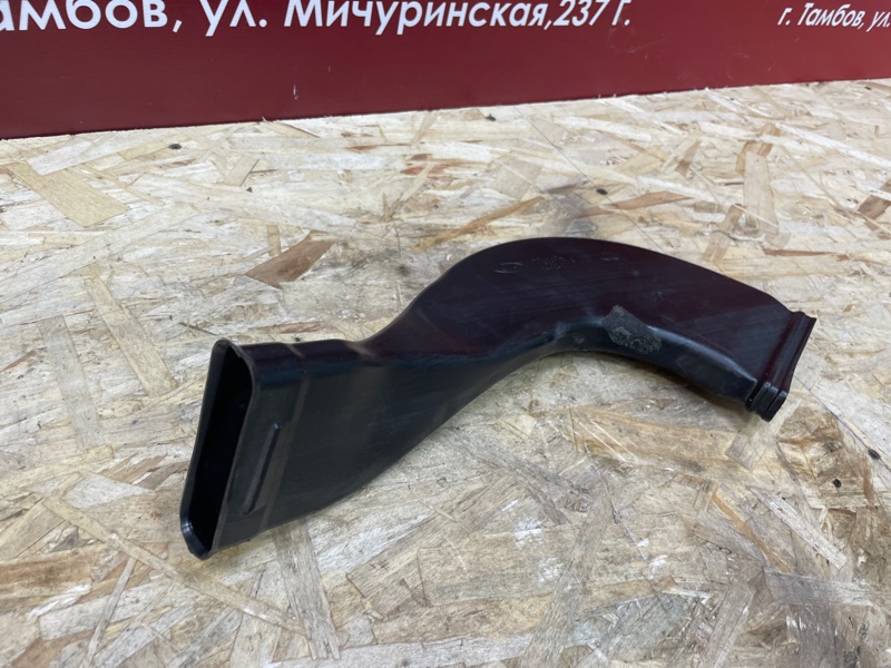 Воздуховод салона