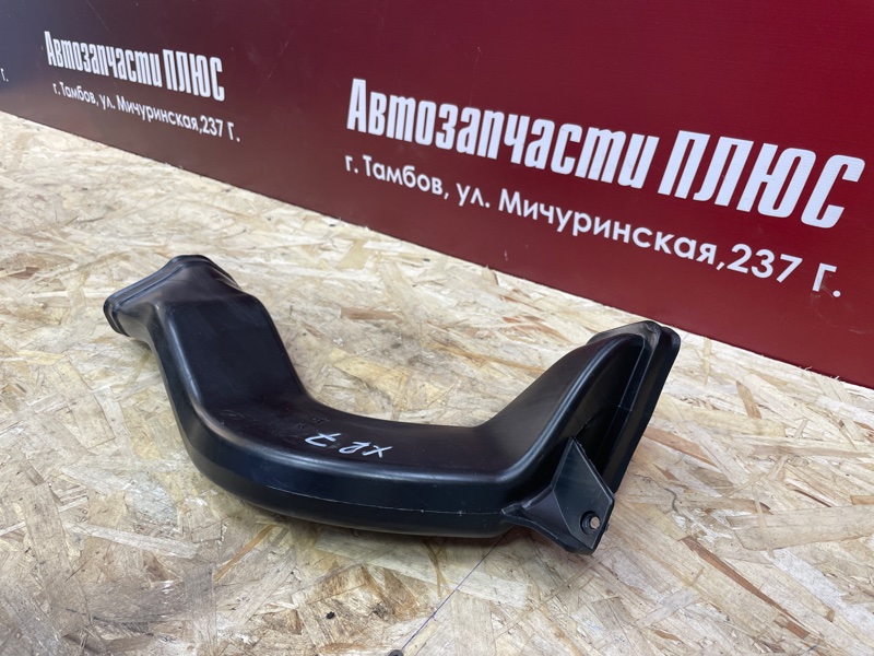 Воздуховод отопителя