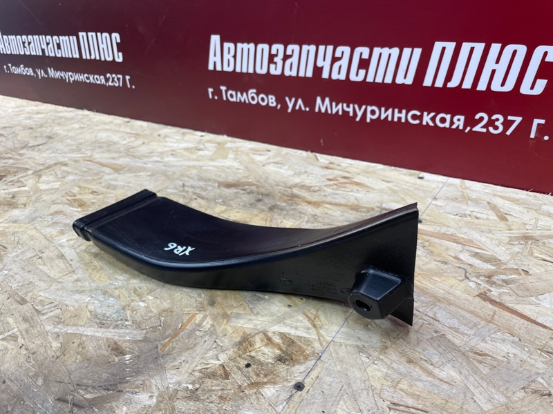 Воздуховод отопителя