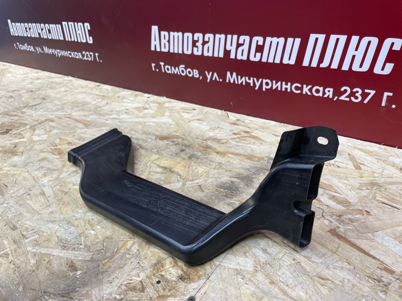 Воздуховод салона