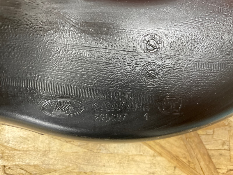 Воздуховод отопителя