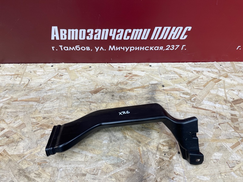 Воздуховод салона