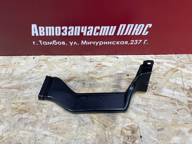 Воздуховод салона