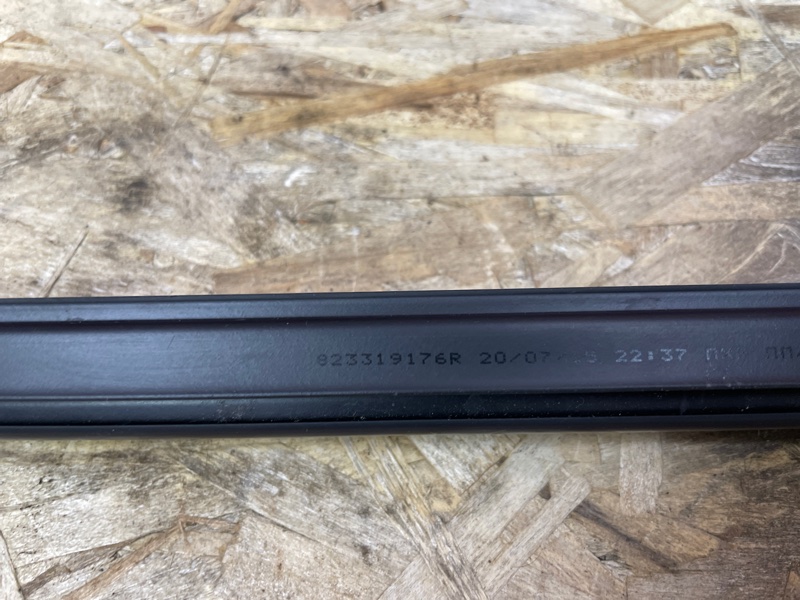 Уплотнитель стекла двери внутренний