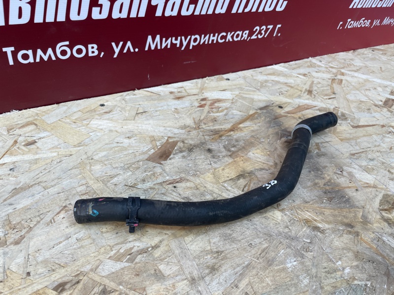 Патрубок отопителя