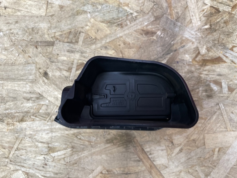 Воздушный дефлектор салона