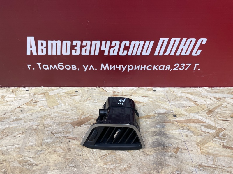 Воздушный дефлектор салона