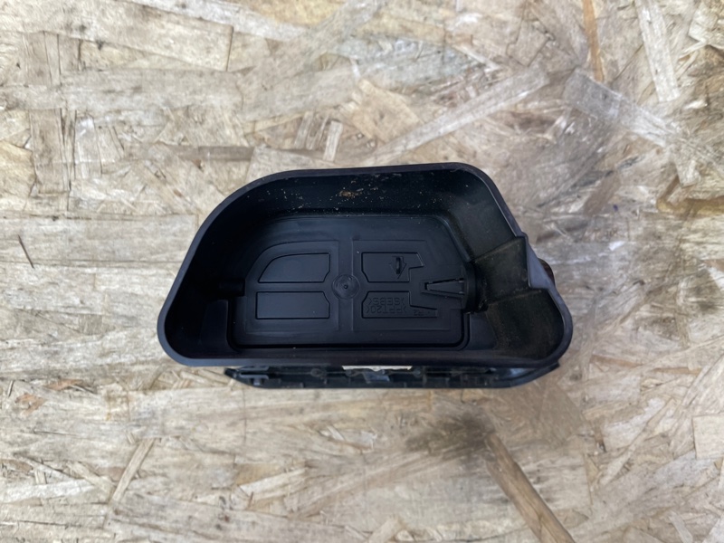 Воздушный дефлектор салона