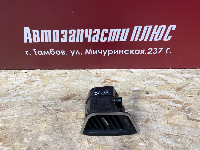 Воздушный дефлектор салона